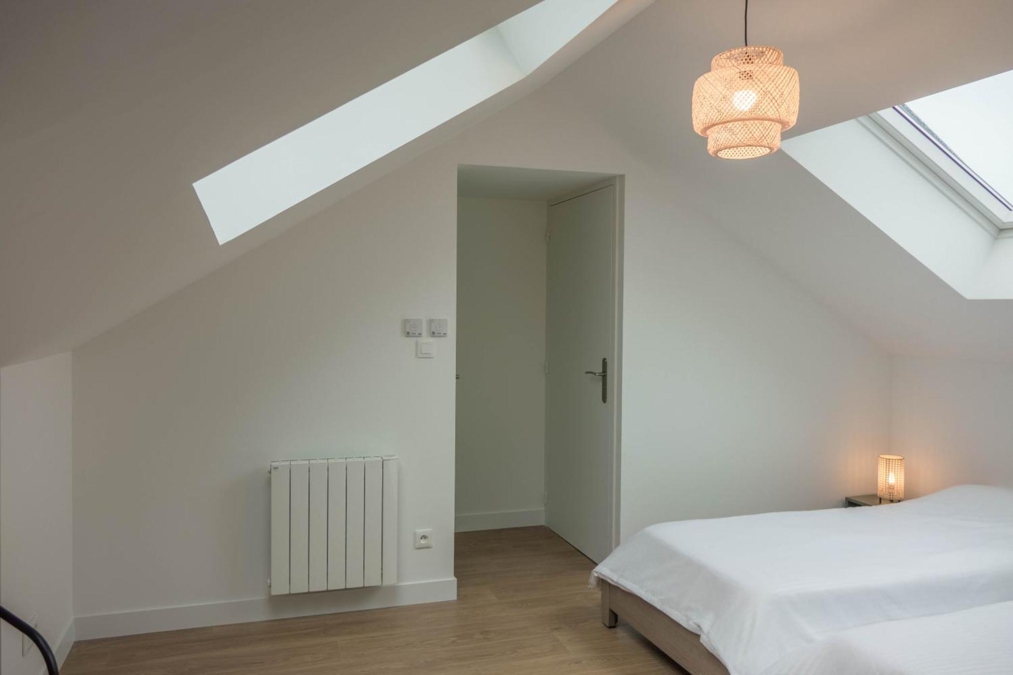 Beau Quartier Et Central, Maison Spacieuse Avec Cour, 3 Chambres, 3 Salles De Bains A 10 Min A Pied De La Gare ออร์เลออง ภายนอก รูปภาพ